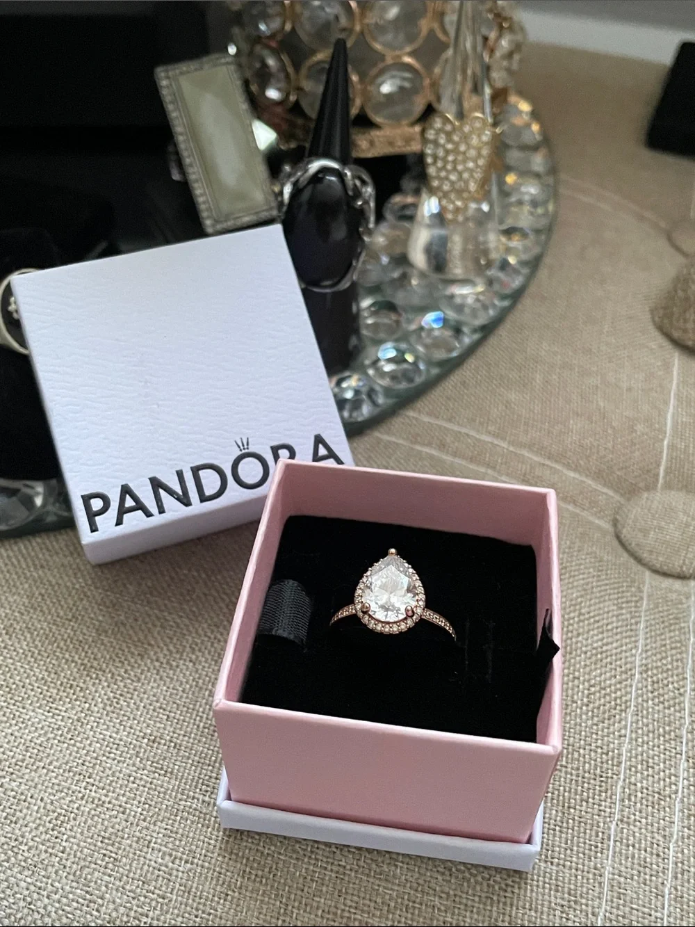 ✨Pandora Rose Gold Sparkling Teardrop Halo Halo Ring ✨ Size 7.5 LIKE NEW